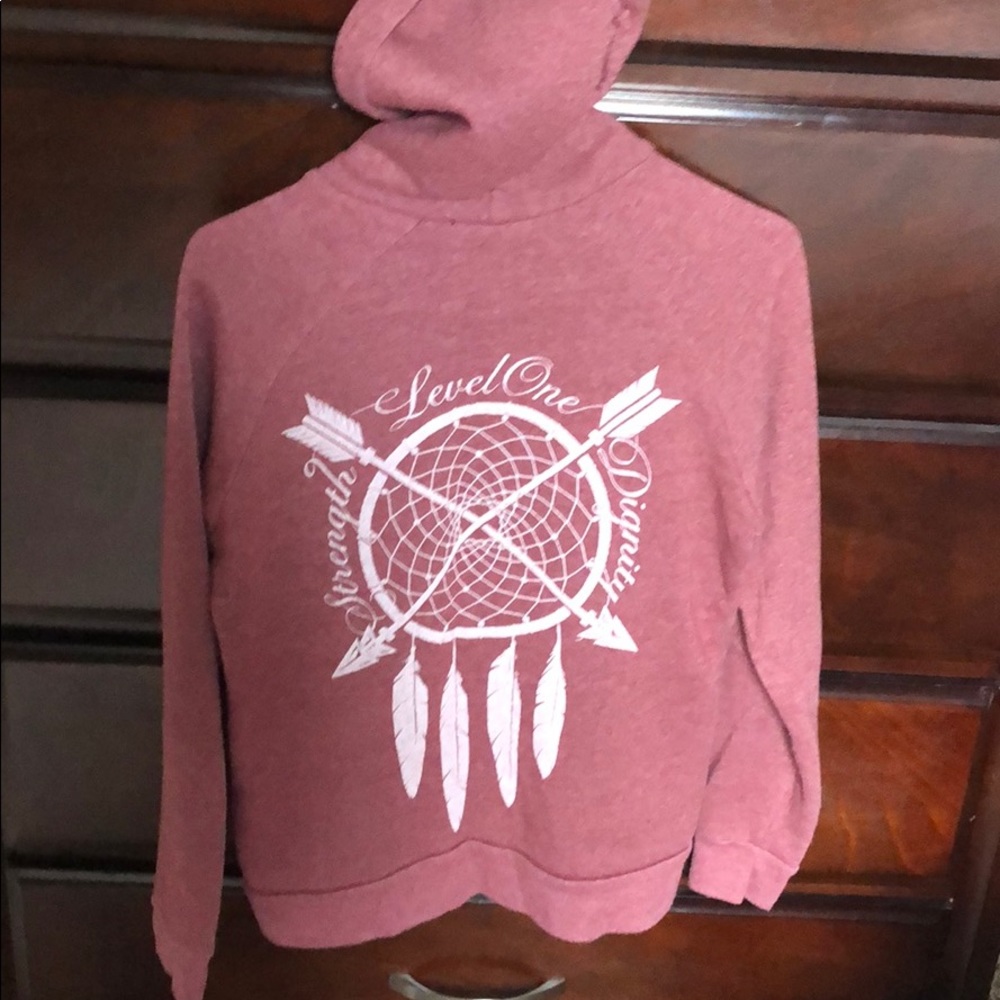 Level 1 apparel size medium